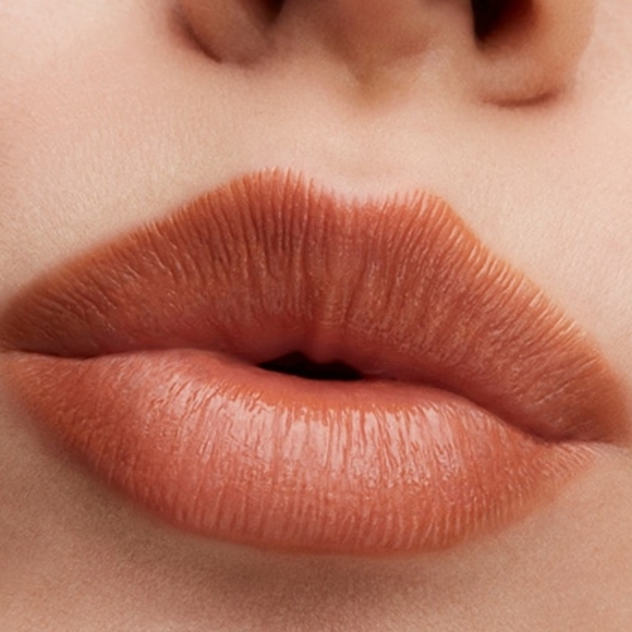 MAC Femmomenon Lustreglass Lipstick - Picture 5 of 9